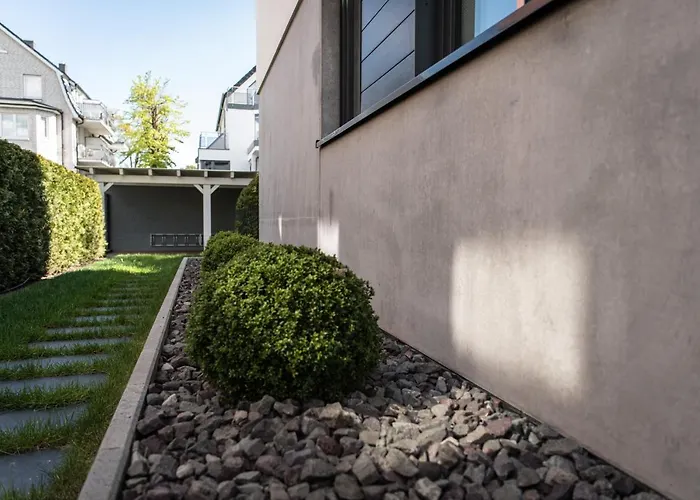 Baltic House Sandburg