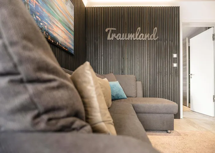 Baltic House Sandburg